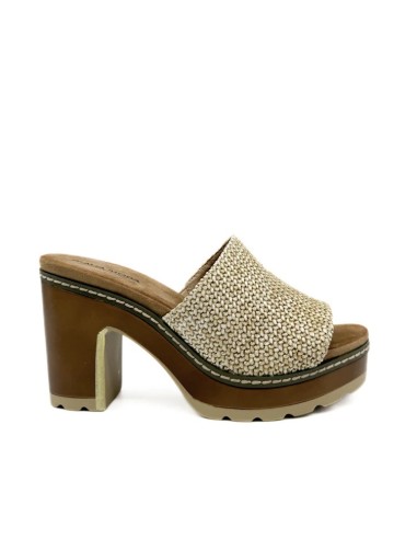 ZUECO CON TACÓN ANCHO Y PLATAFORMA TEOVEL BASIC Y8038 BEIGE